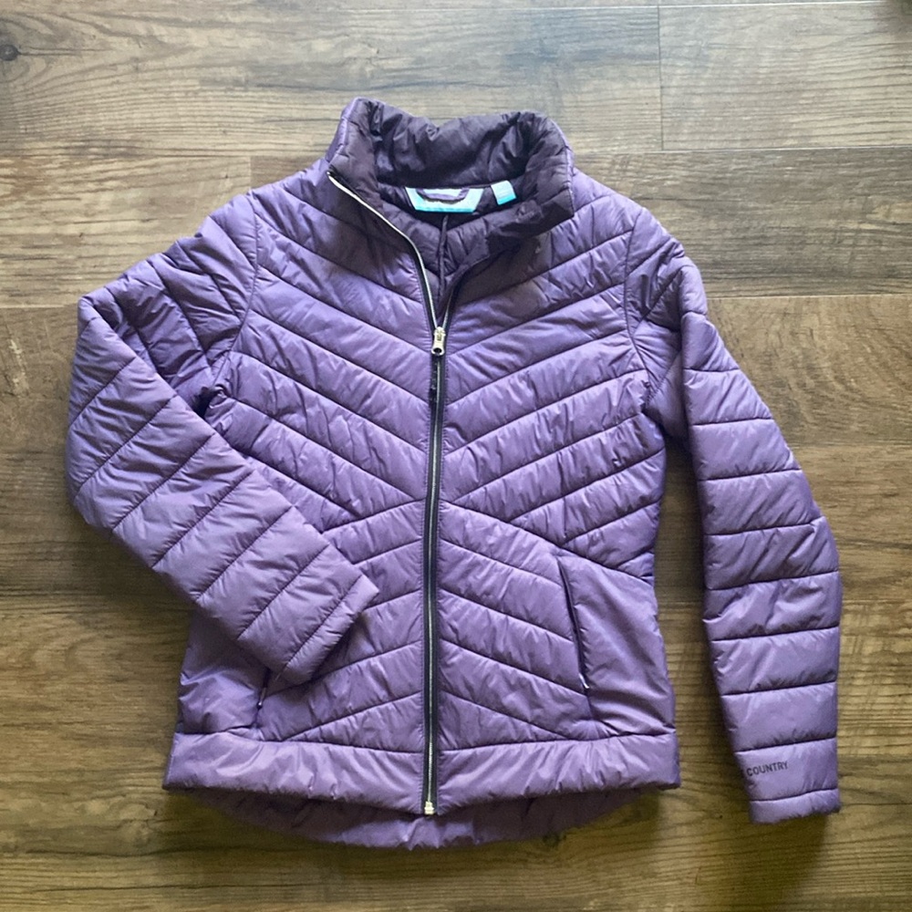 FREE COUNTRY LIGHTWEIGHT PURPLE JACKET, Size Small.